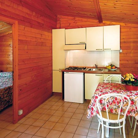 Villaggio Camping Spiaggia Del Riso 빌라시미우스 객실 사진