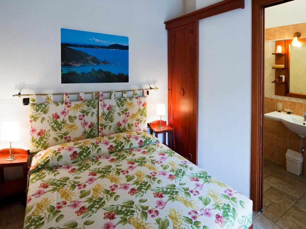 Villaggio Camping Spiaggia Del Riso 빌라시미우스 객실 사진
