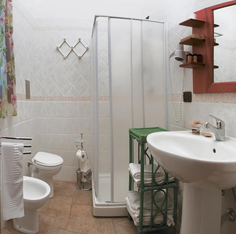 Villaggio Camping Spiaggia Del Riso 빌라시미우스 객실 사진