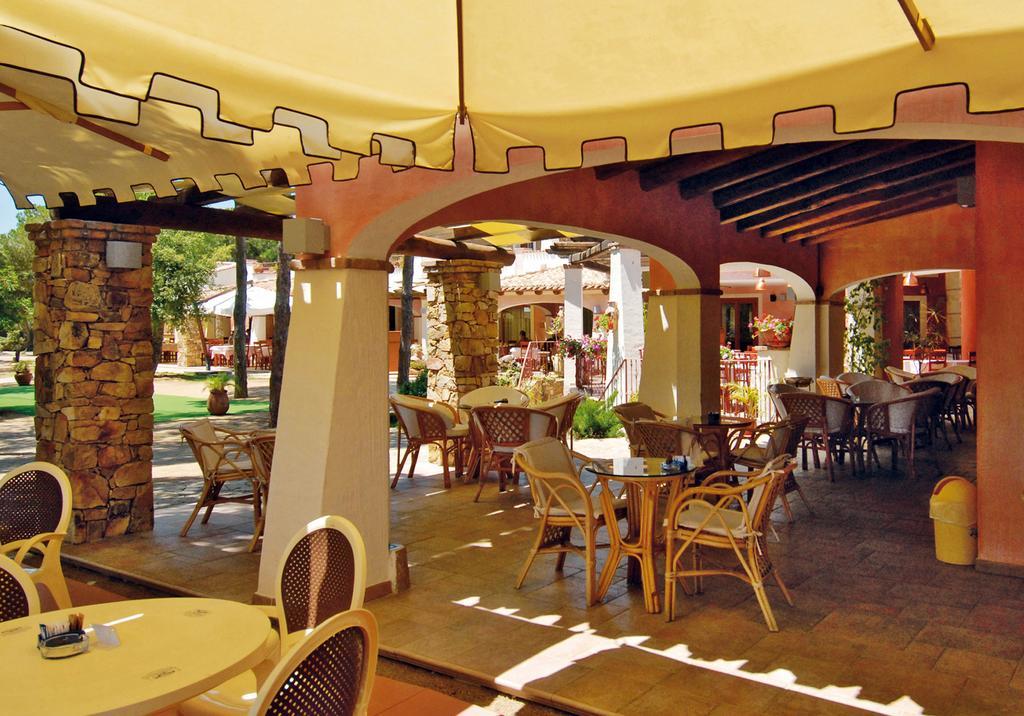 Villaggio Camping Spiaggia Del Riso 빌라시미우스 외부 사진