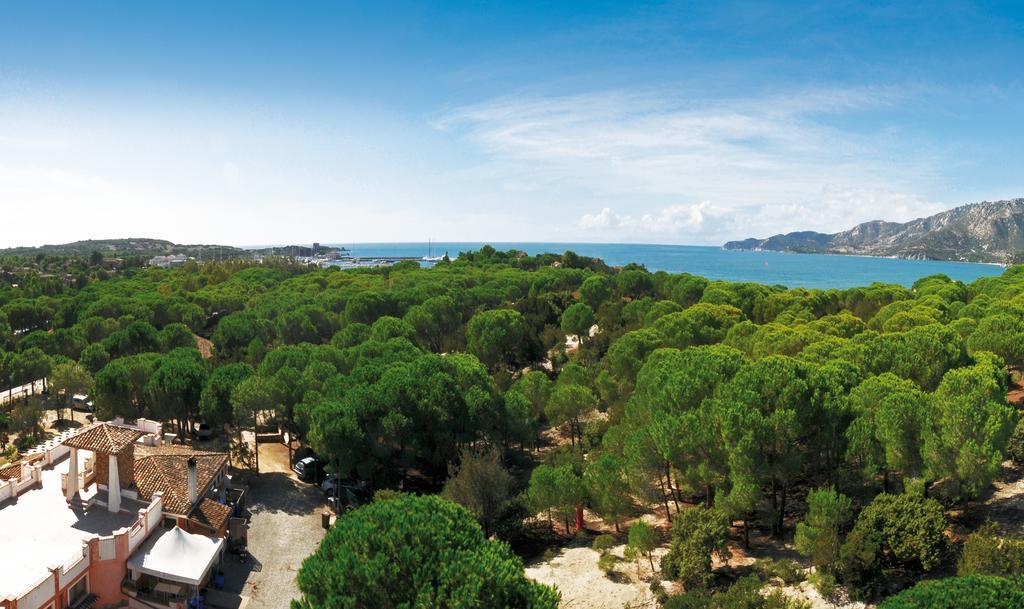 Villaggio Camping Spiaggia Del Riso 빌라시미우스 외부 사진