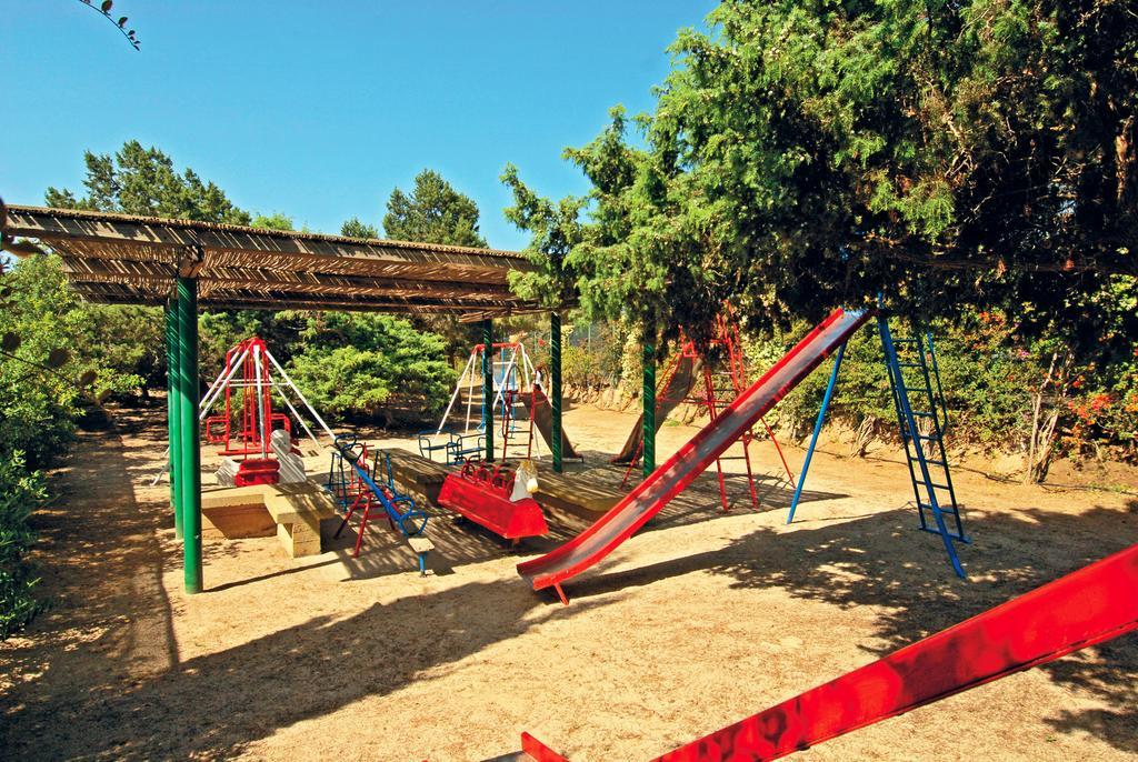 Villaggio Camping Spiaggia Del Riso 빌라시미우스 외부 사진
